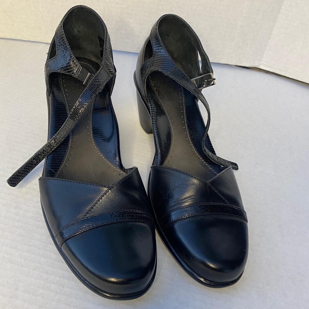 Black Dansko Heels